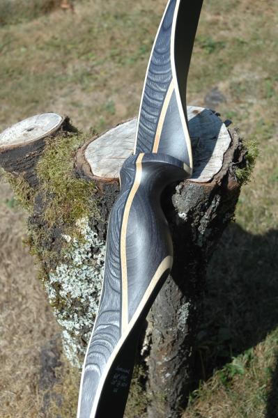 SpiderBows Langbogen Black Special - 68'', 35# - Rechtshand